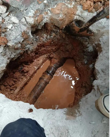 水管漏水抢修